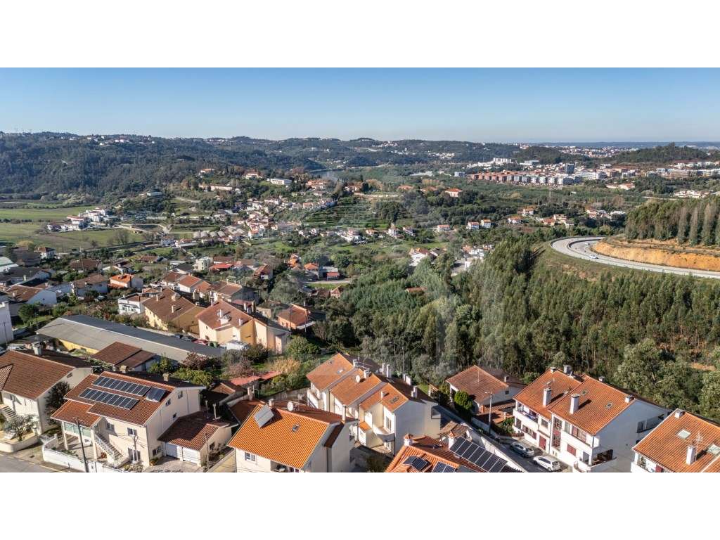 Apartamento T2 com sótão | Ceira-29