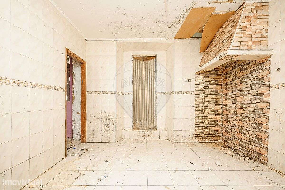 Moradia T0 para venda-6