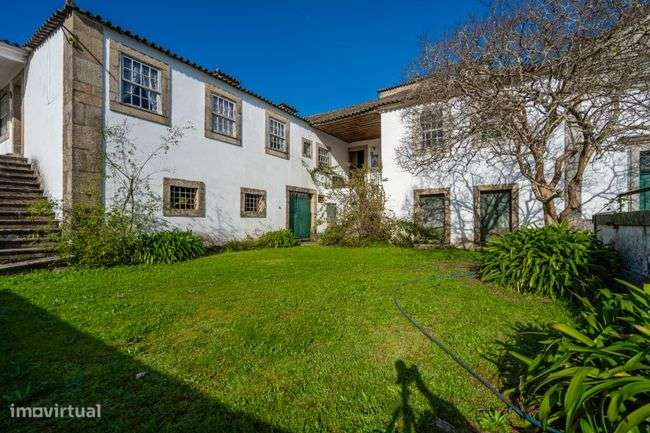 Quinta de 84000m2 em Roriz, Porto-14