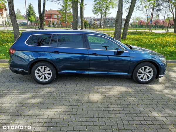 Volkswagen Passat Variant 2.0 TDI SCR DSG Business - 5