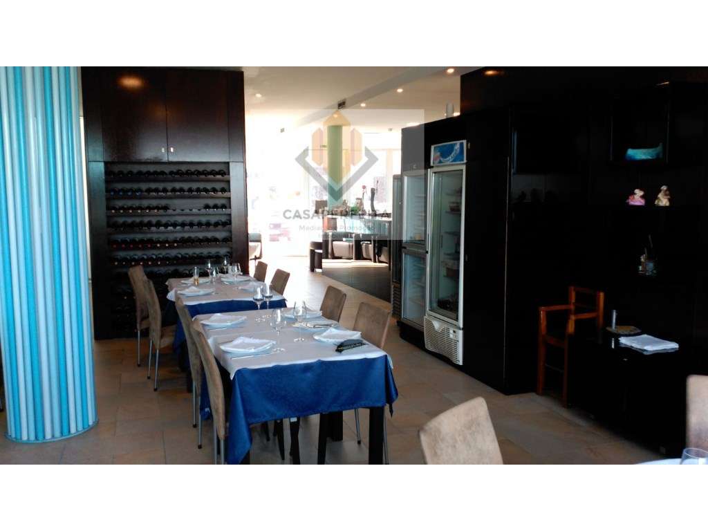 Trespasse Restaurante à Praia da Madalena - Grande imagem: 4/8