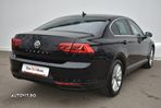 Volkswagen Passat 2.0 TDI DSG Comfortline - 35