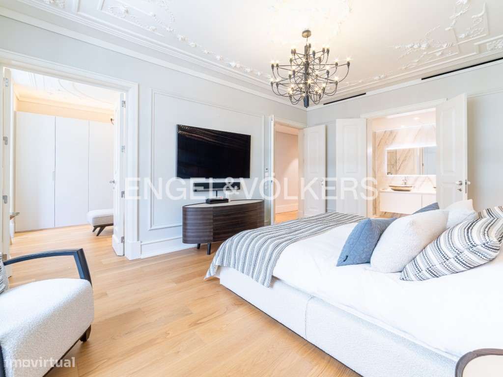 Exclusivo apartamento novo com 5 quartos (4 suites) e 4 lugares de ...-25