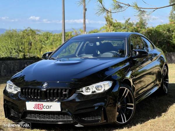 BMW M4 Coupe DKG - 12