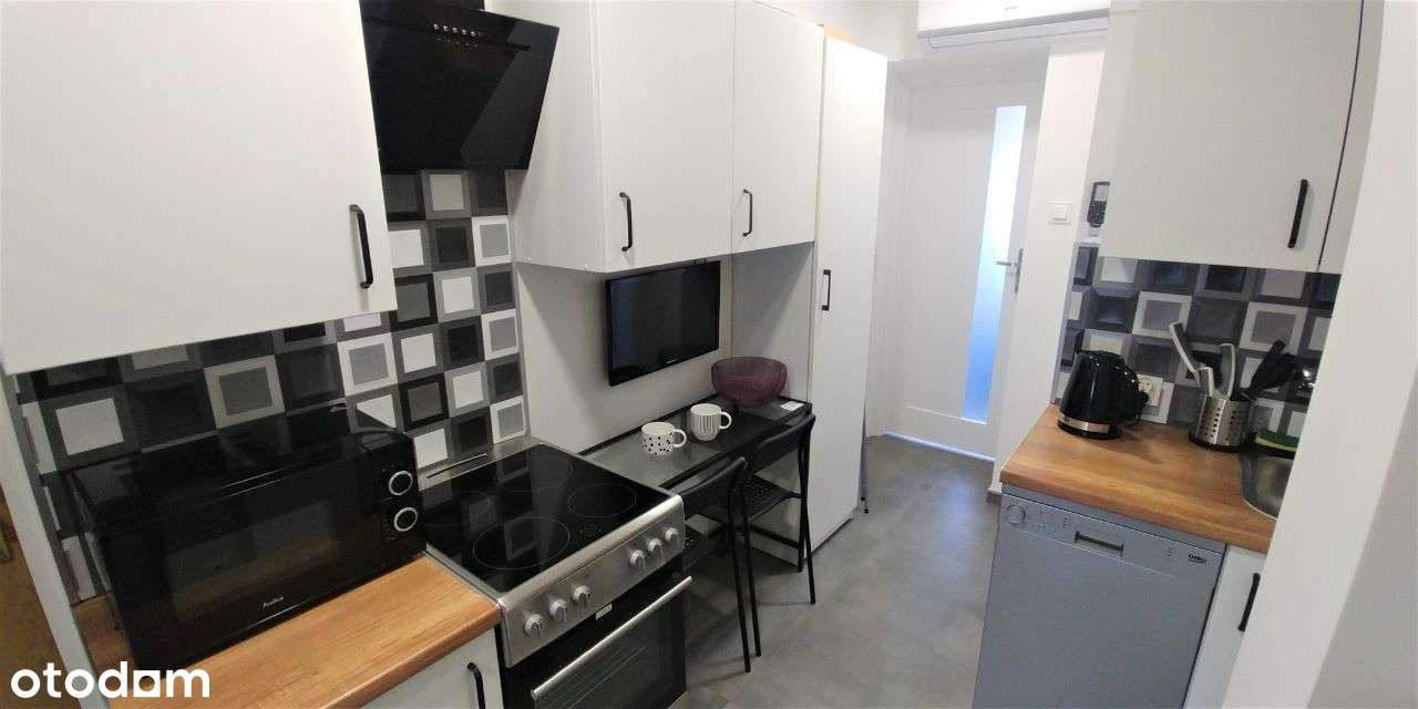 Pokój 1os. 2 łazienki. Metro. KLIMATYZACJA - Pełny obrazek: 2/6