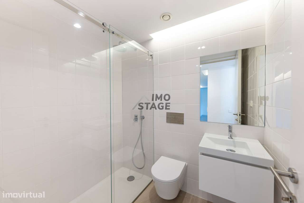 Moradia T3 de Luxo | 4 Pisos | Elevador | Jardim Privativo 195m² | Boa-36