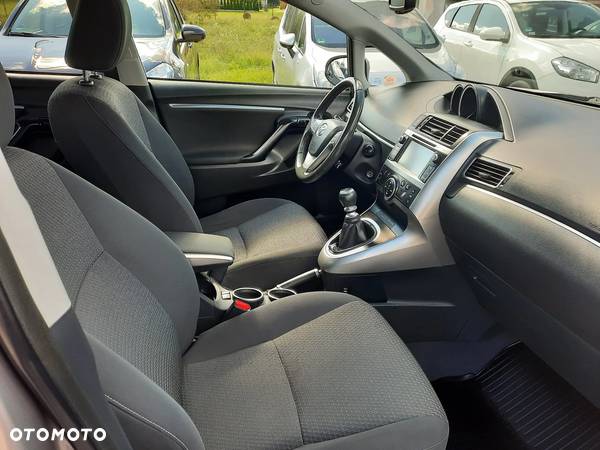 Toyota Verso 1.8 5-Sitzer Skyview Edition - 5