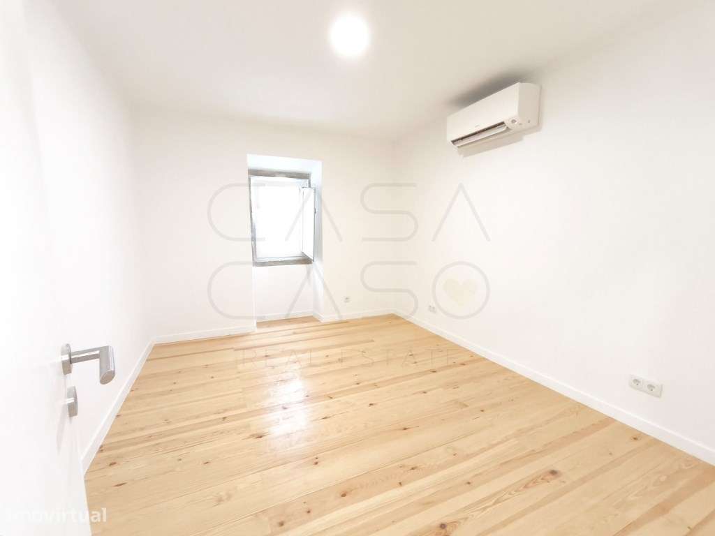 Prédio totalmente remodelado com 3 apartamentos independentes na Ba...-12