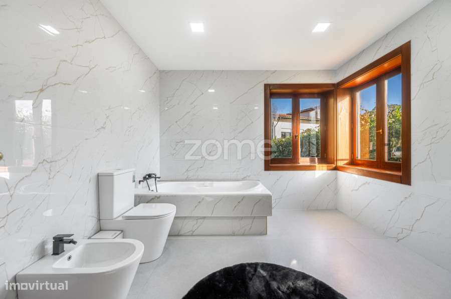 Moradia T3+1 Independente em Loureiro, Oliveira de Azeméis-15