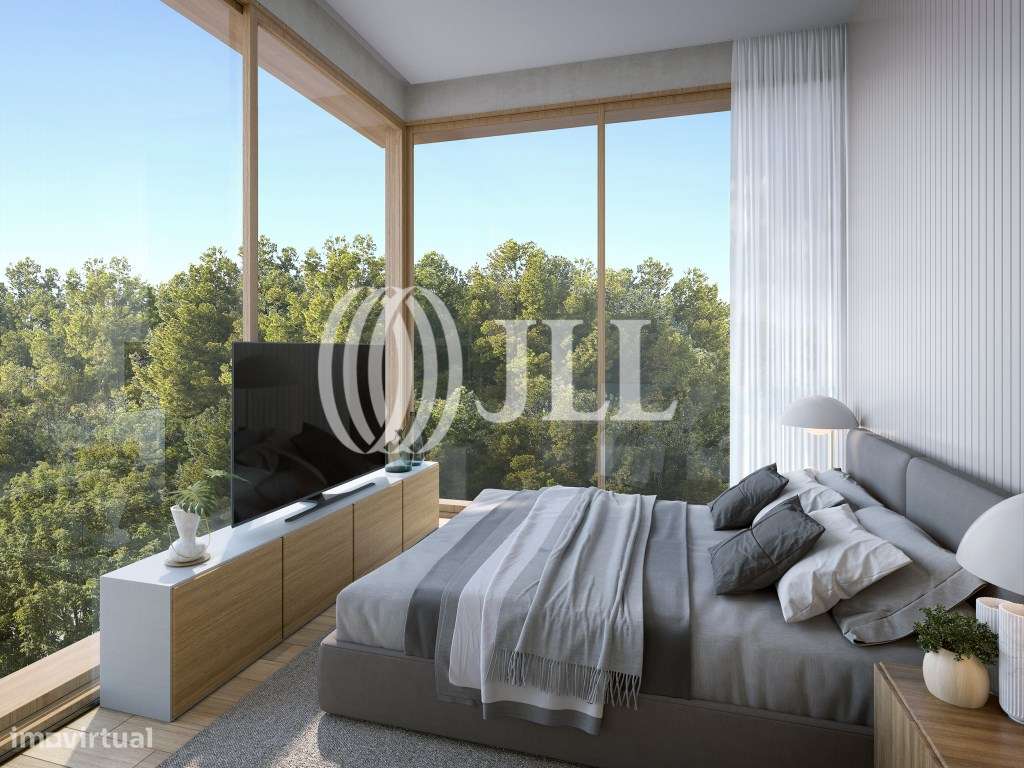 Moradia T4 com jardim e piscina no Estoril - Grande imagem: 5/39