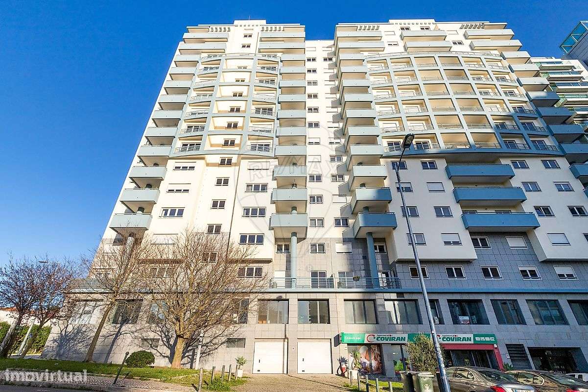 Apartamento T4 para venda - Grande imagem: 3/35