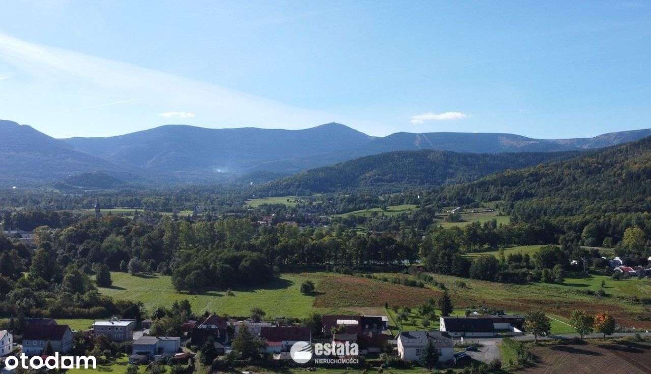 Grunt dweloperski z pozwoleniem na budowę-1