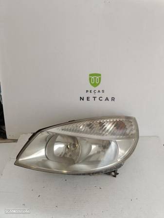 farol óptica esquerdo Renault Scenic 2005 - 1