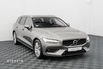 Volvo V60 D4 AWD Momentum Pro - 4