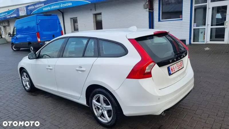 Volvo V60 D3 Momentum - 7