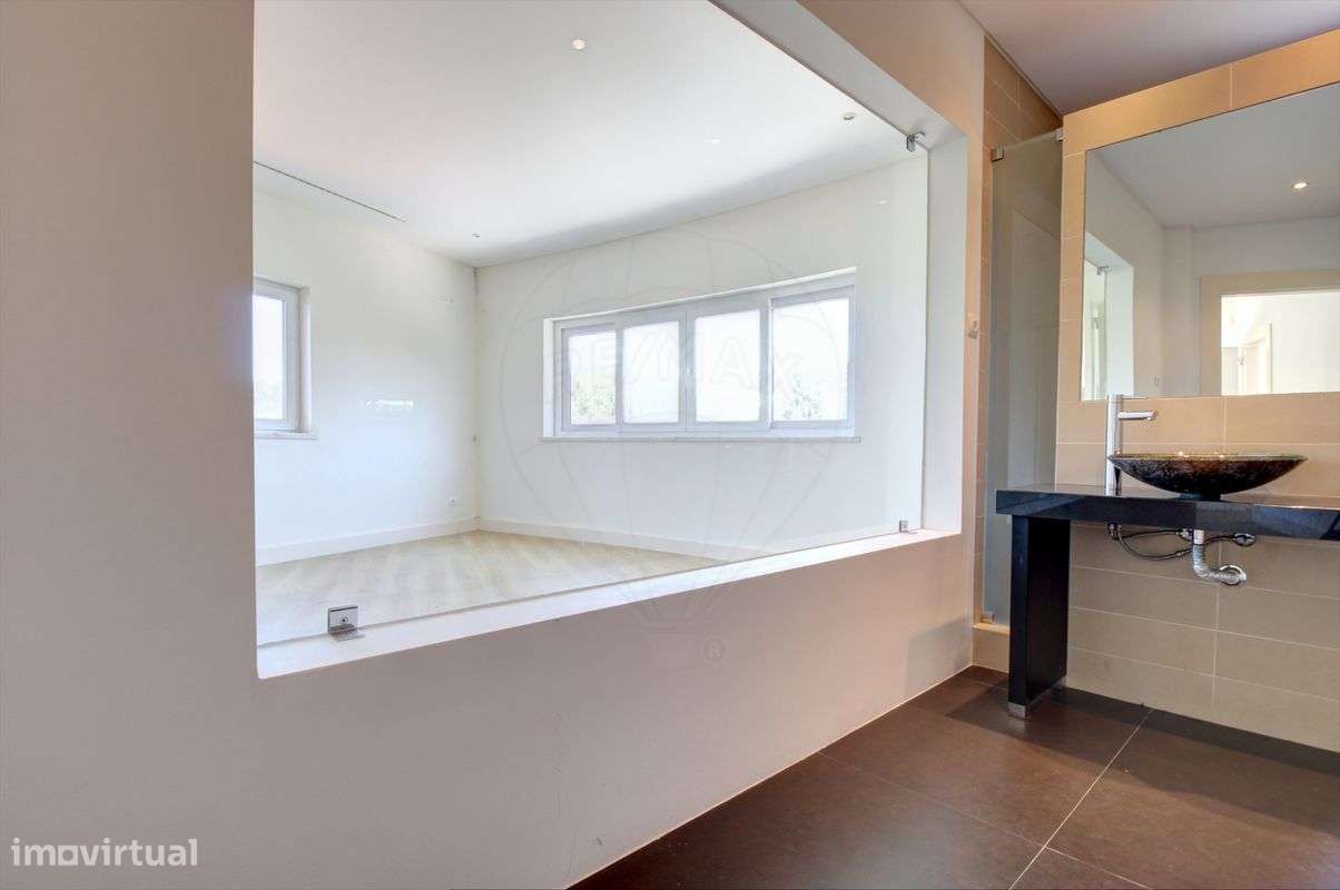 Moradia T4 para venda-24