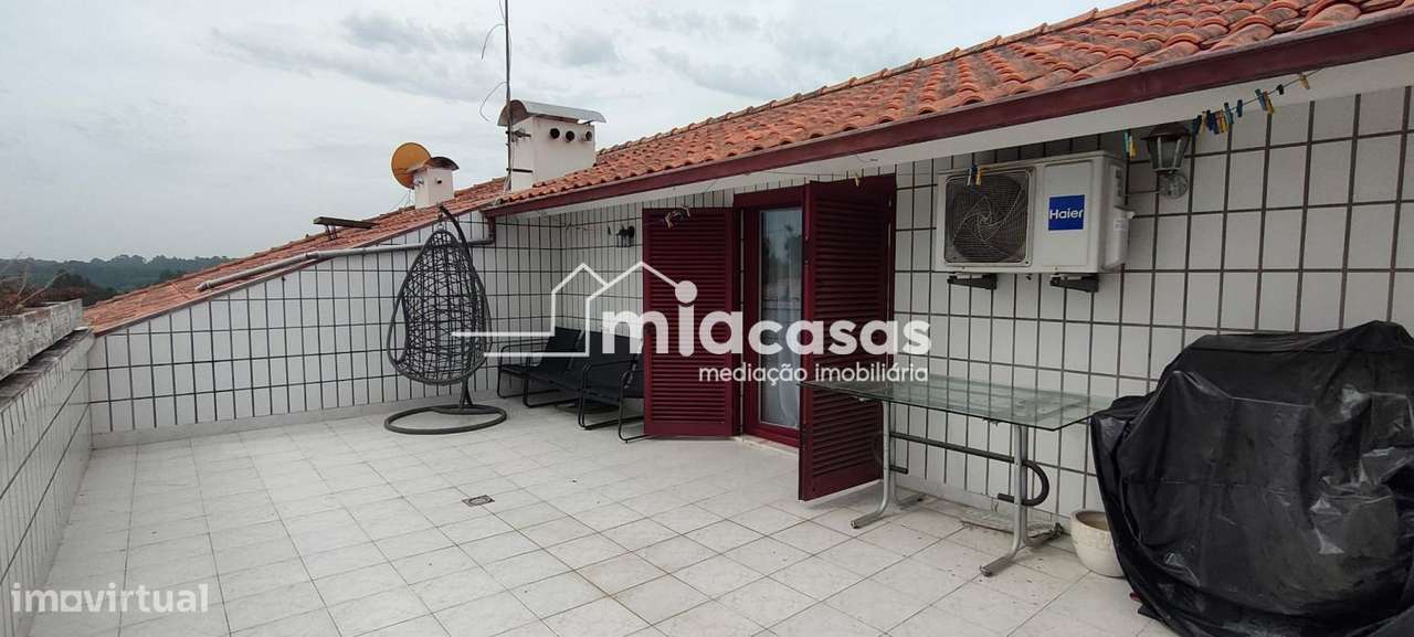 APARTAMENTO T3 DUPLEX - OIÃ-26
