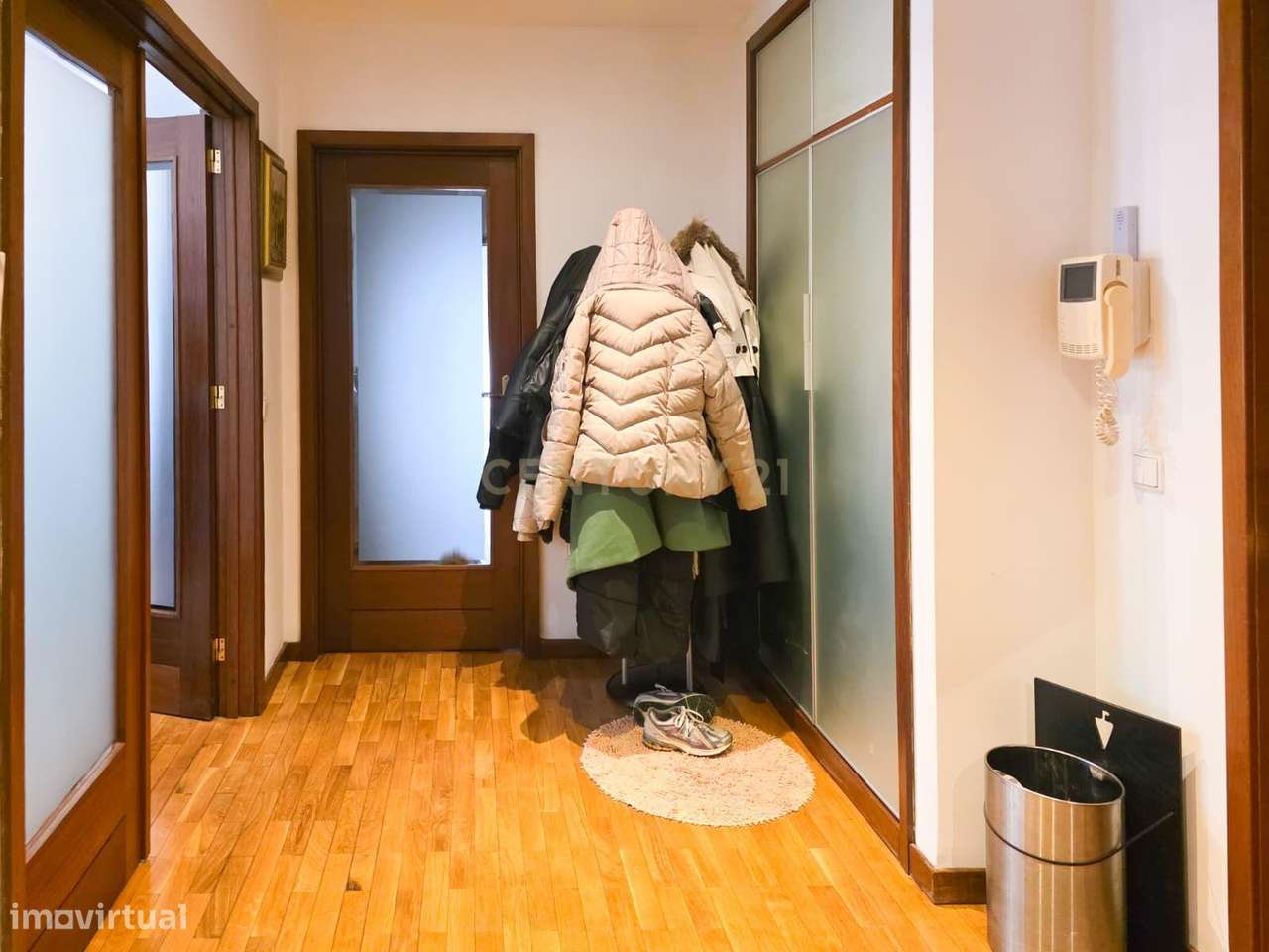 Apartamento T3 no Centro de Paredes – Espaço, Conforto e Localização P - Grande imagem: 5/29