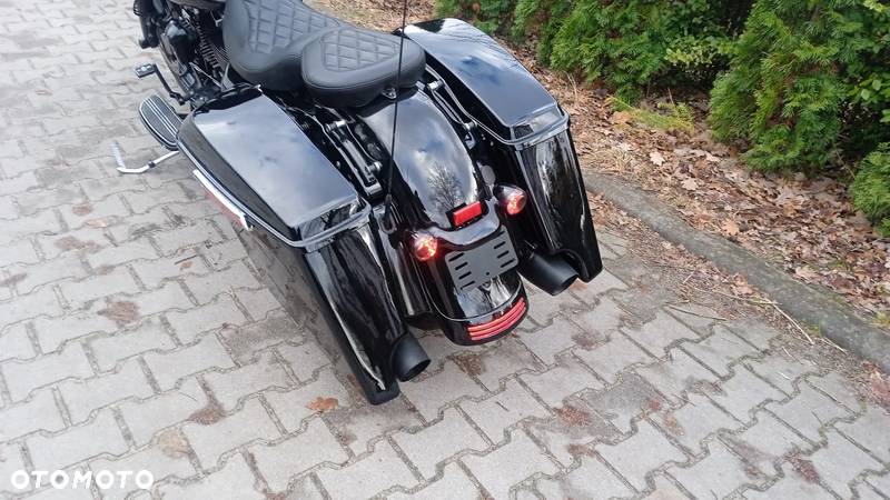 Harley-Davidson Touring Street Glide - 5