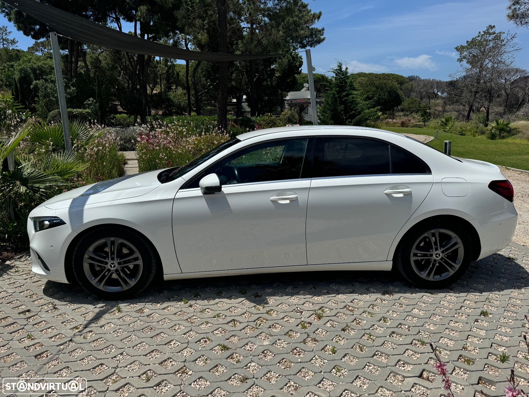 Mercedes-Benz A 180 Limousine d Style Plus Aut. - 3