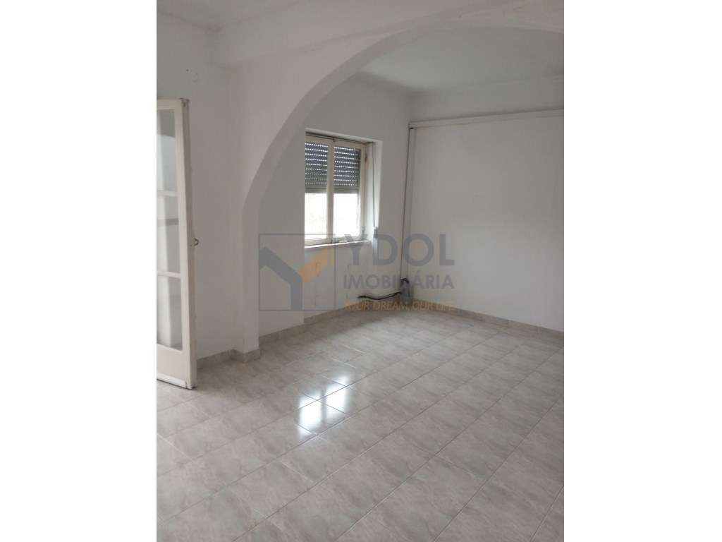 Apartamento T3 Alto do Seixalinho-21