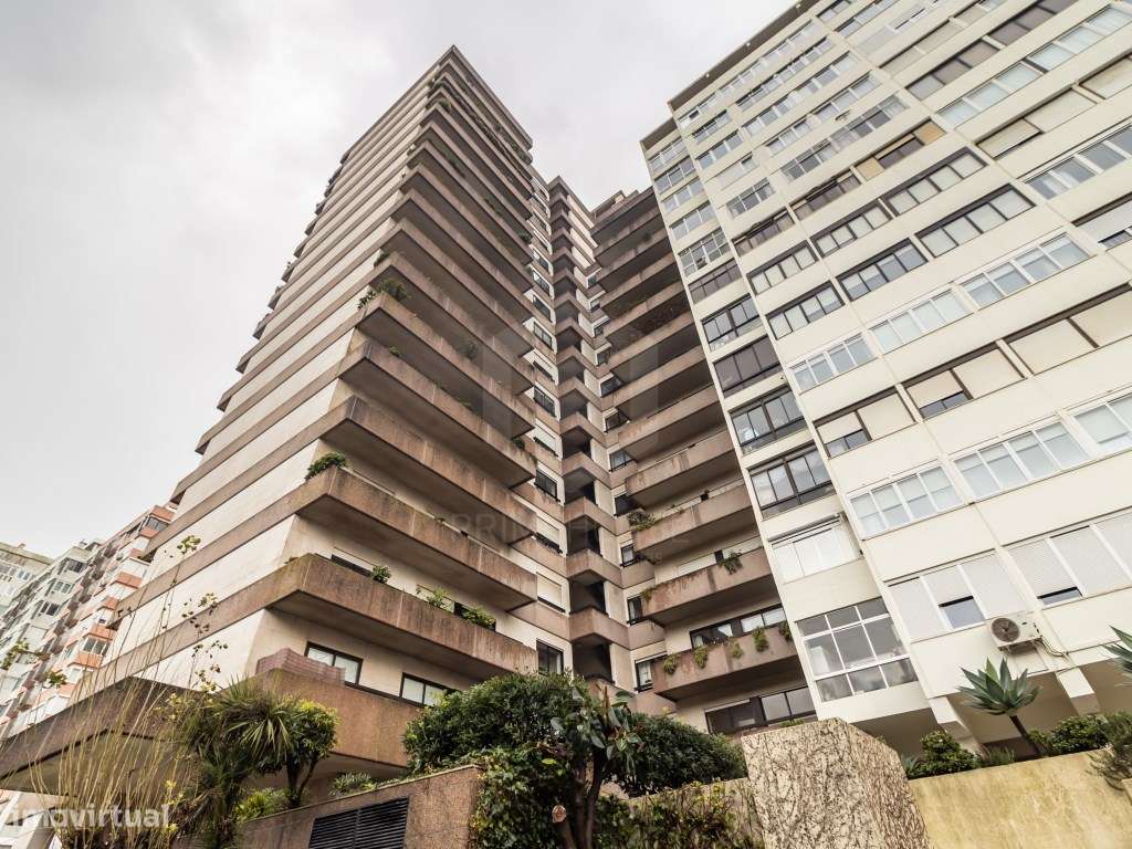 Apartamento T2 numa das Torres do Restelo. - Grande imagem: 4/49