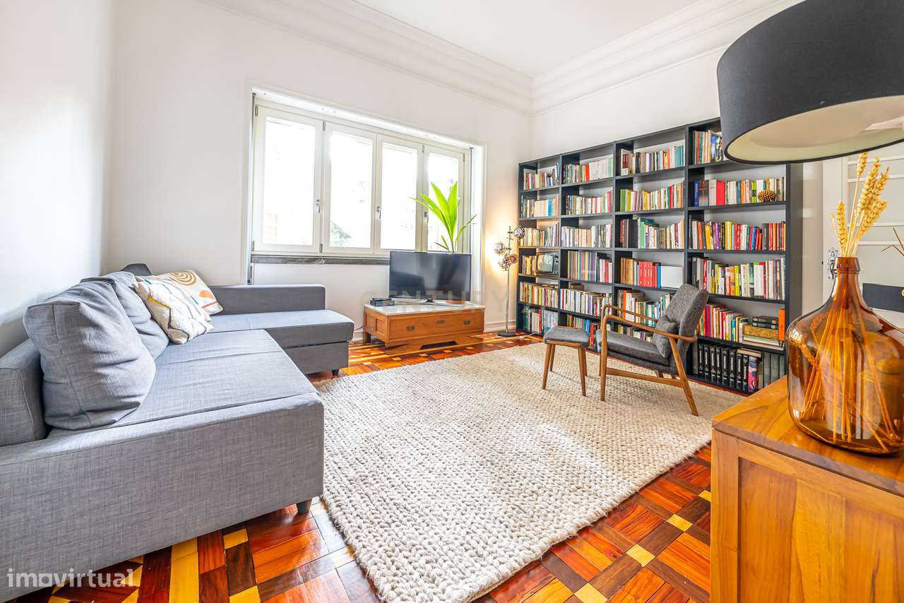 Excelente imóvel de luxo em lisboa de tipologia T6, na Avenida Almiran - Grande imagem: 2/33