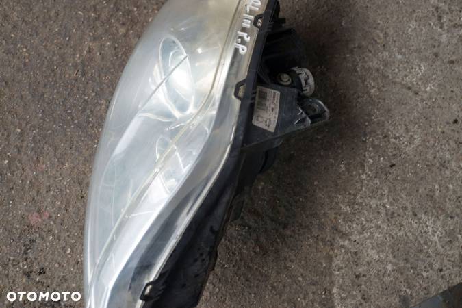 LAMPA PRZEDNIA PRAWA LAGUNA III PH1 260100035R EU 89901837 RENAULT 2007-2012 - 9