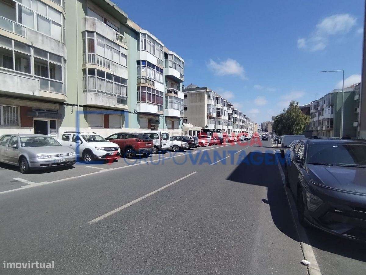 Apartamento T3 em Mem Martins - Grande imagem: 2/5