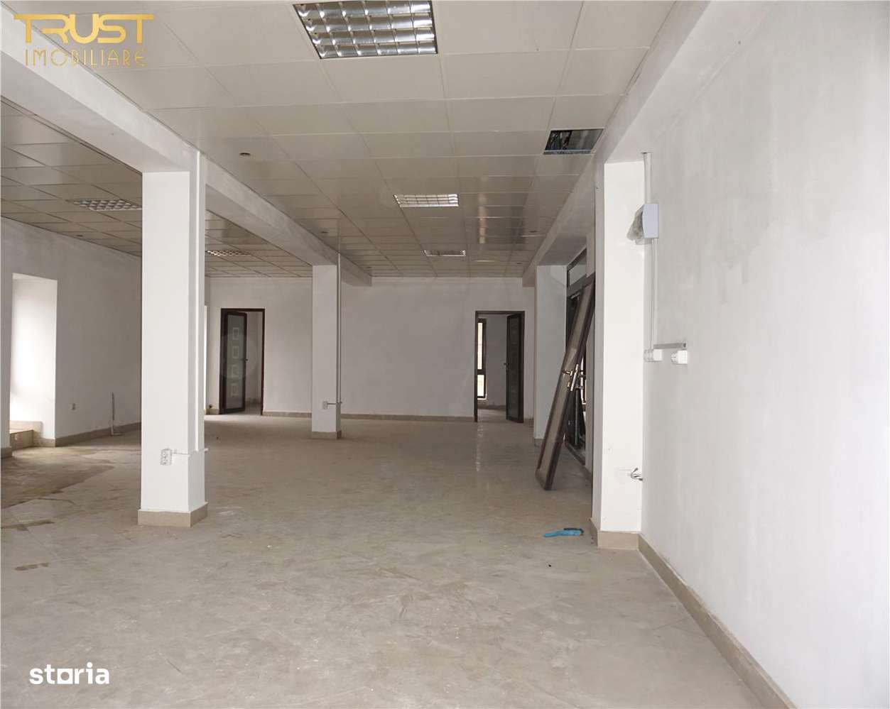 Spatiu comercial, 330 mp, zona centrala - Imagine principală: 5/8