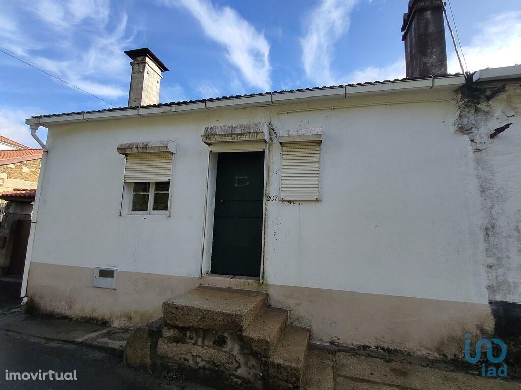Casa de aldeia T3 em Viana do Castelo de 118,00 m2