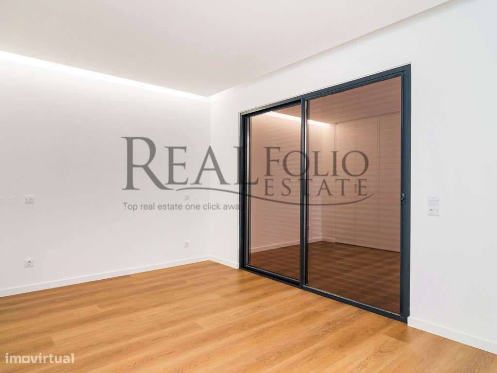 Moradia T4 Arquitetura Contemporânea Murches-14