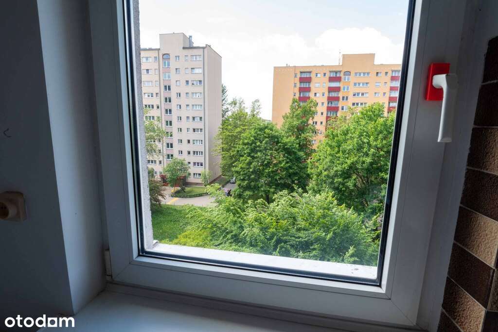 3 pok. z widną kuchnią przy metrze i parku Urlicha-5