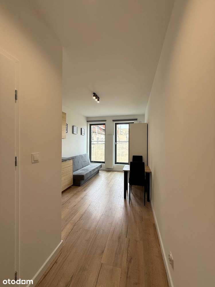 Na wynajem studio | Bulwar Drobnera | Pierwszy najem