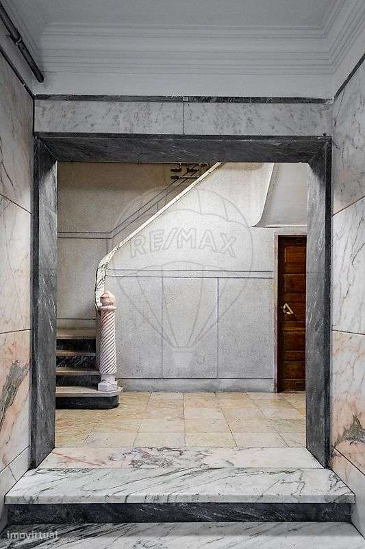 Apartamento T2- Totalmente remodelado-18