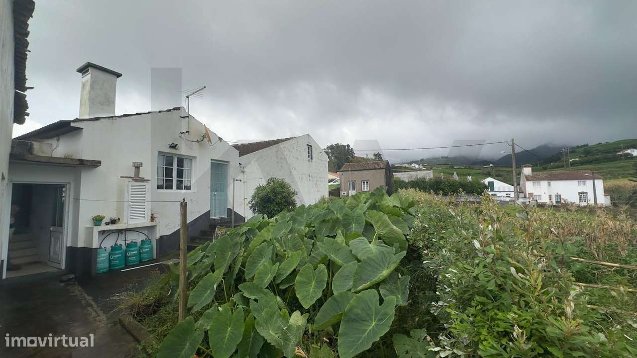 Moradia acolhedora em Algarvia – Nordeste - Grande imagem: 3/16