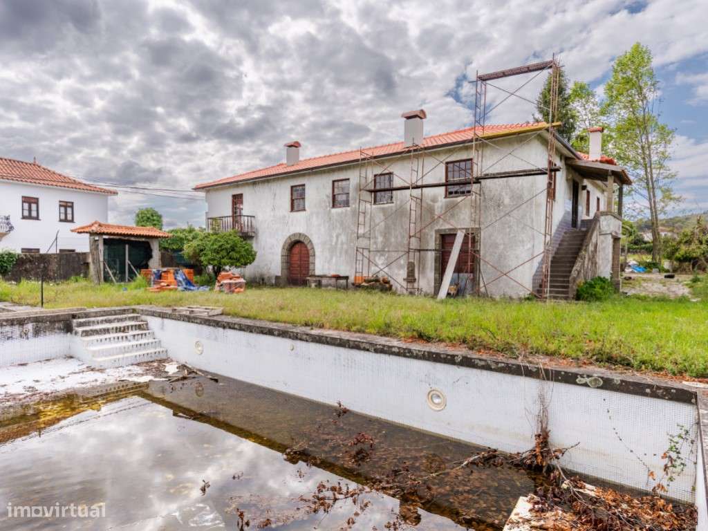 Quinta de Referência próxima da Autoestrada-7