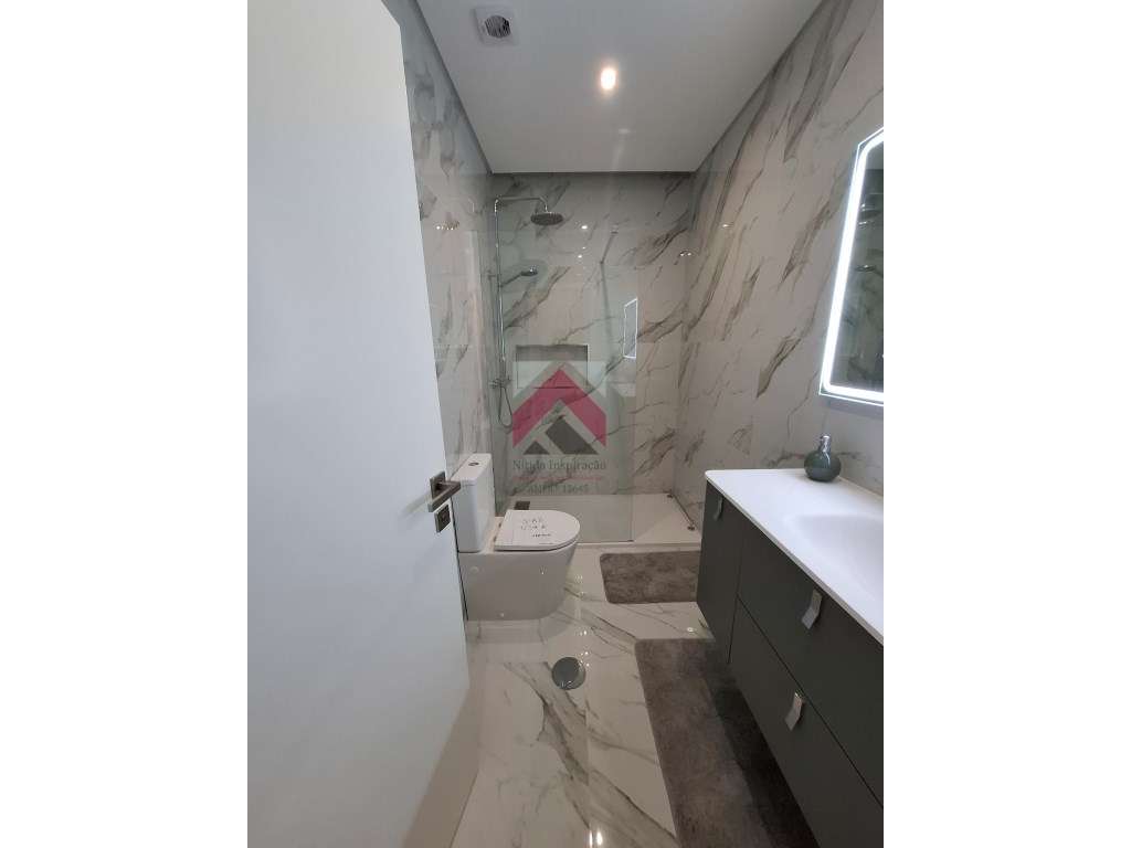 Moradia T3+1 Moderna luxuosa em Cacia-45