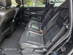 Ford S-Max - 22