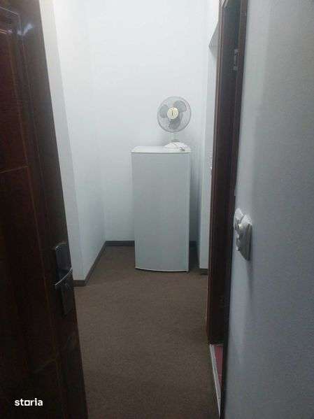 inchiriez garsoniera zona centru universitar nord ,victor babes - Imagine principală: 4/4