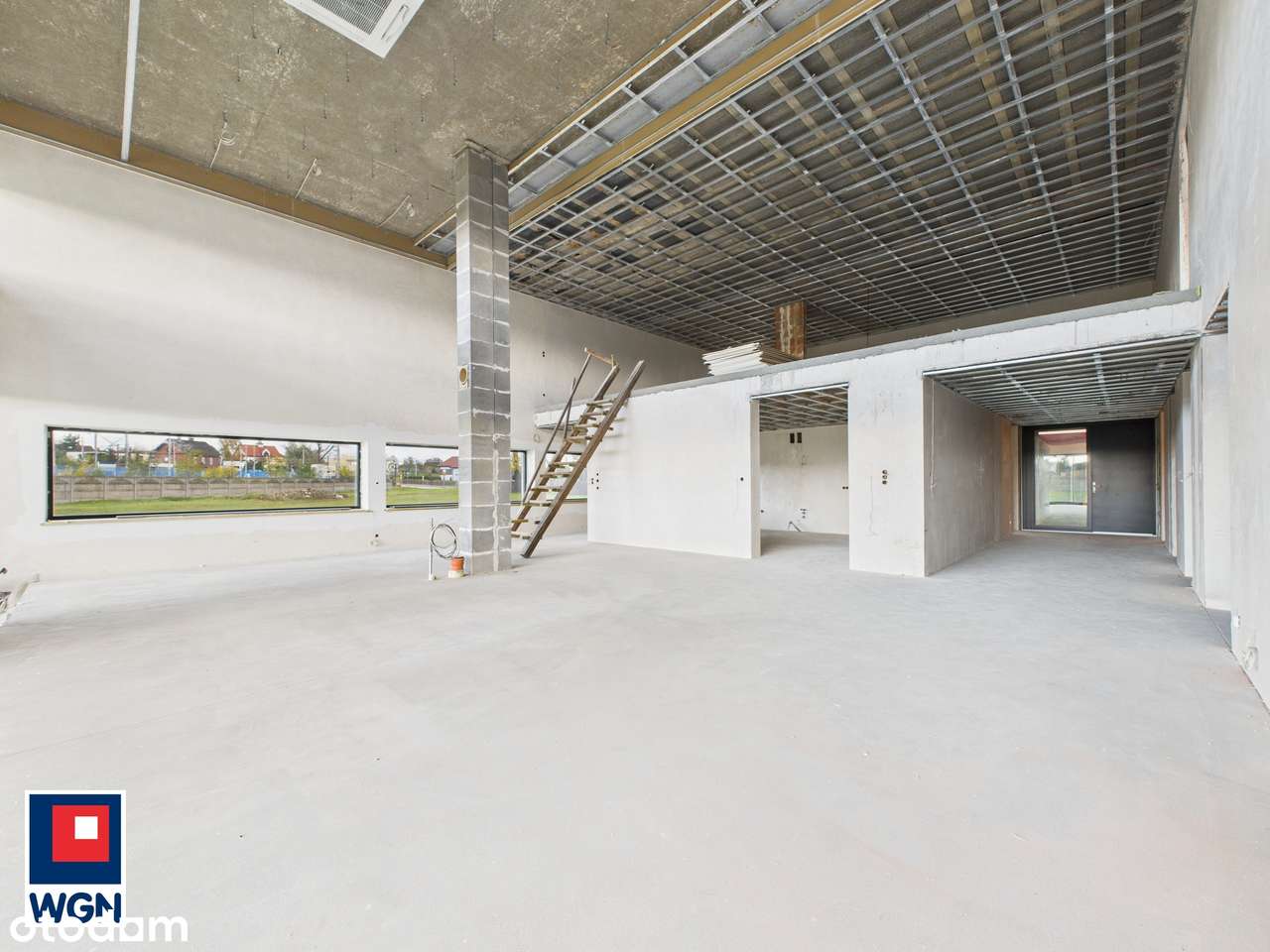 Duży dom z możliwością adaptacji pod siedzibę firmy w Widziszewie - Pełny obrazek: 5/20