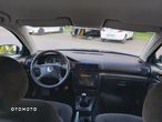 Volkswagen Passat 2.0 Comfortline - 23