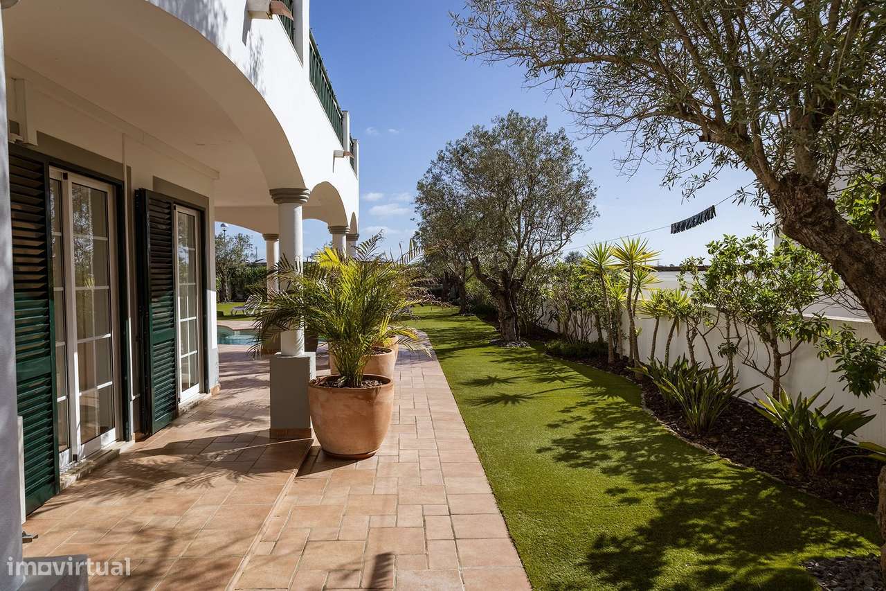 FANTÁSTICA MORADIA T3+1 COM PISCINA AQUECIDA E GARAGEM NO PORTO DE MÓS-41