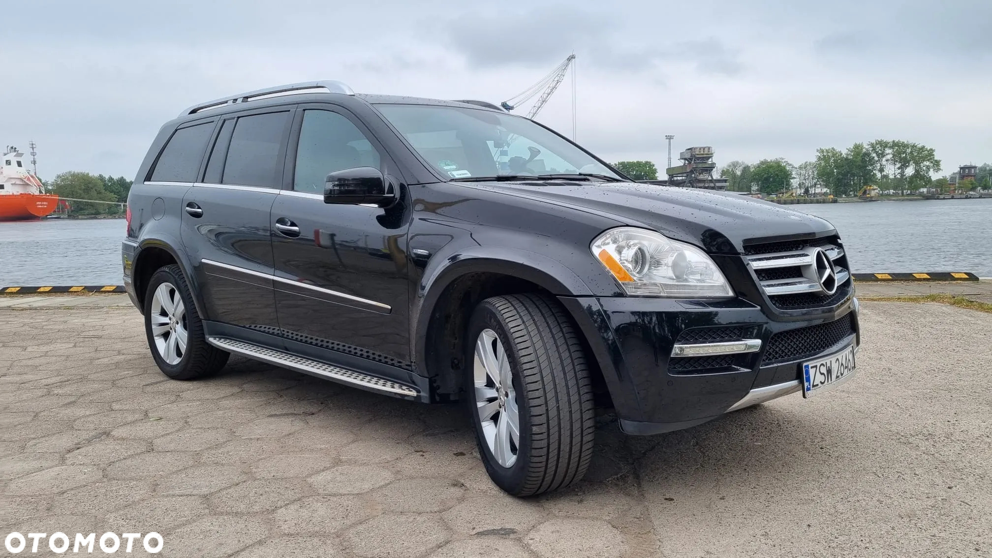 Mercedes-Benz GL 350 BlueTec - 11