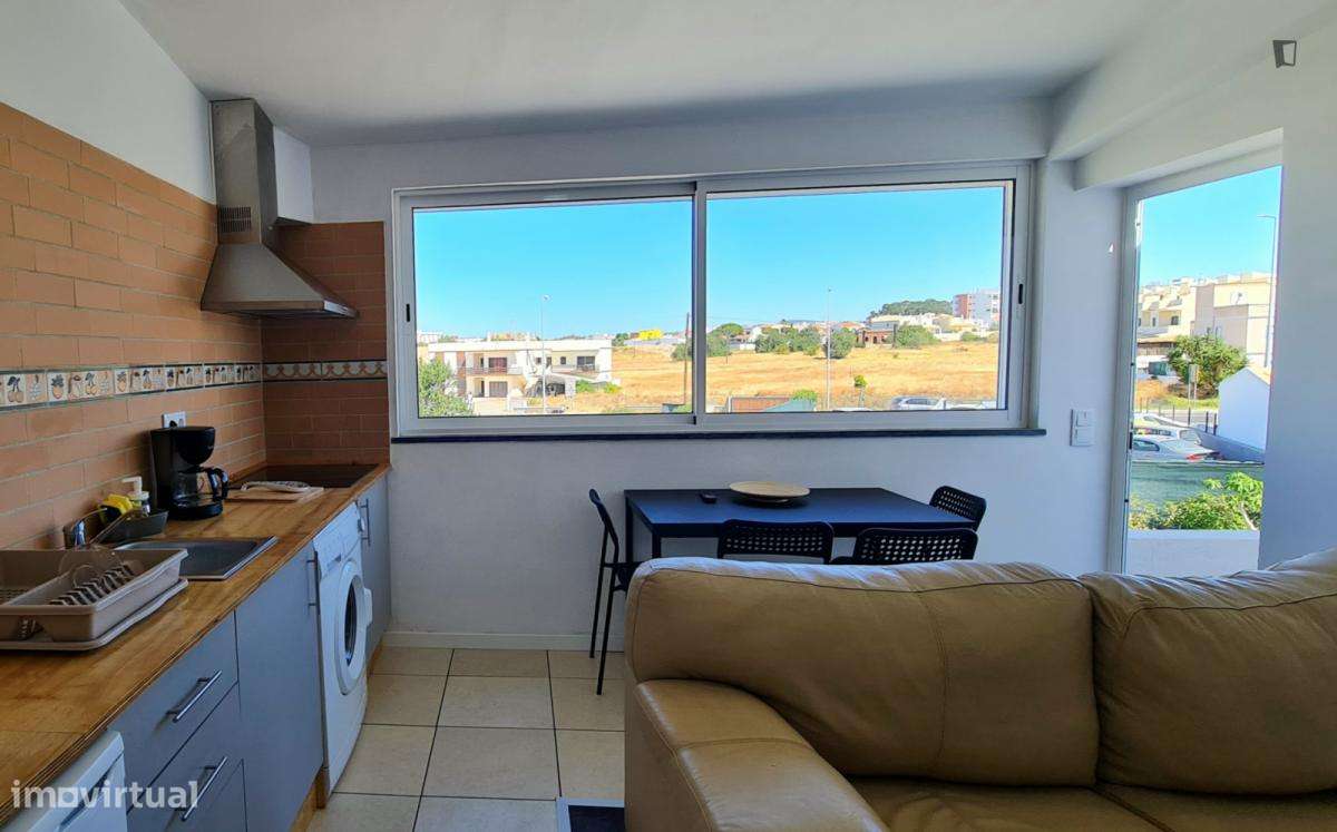 Apartamento com 1 quartos - localizado em Faro - Grande imagem: 4/6