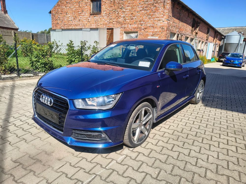 Audi A1 8X (2010-2018) 2016