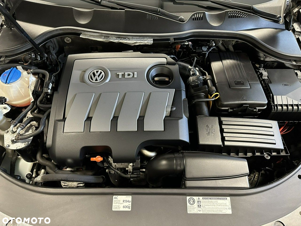 Volkswagen Passat 1.6 TDI Comfortline - 15