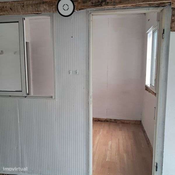 Casa  T1 Pequena - Grande imagem: 5/12