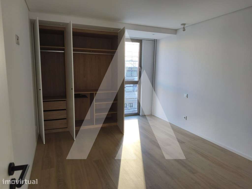 Apartamento T2 novo - Praia da Barra.-14