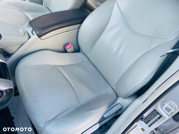 Toyota Prius (Hybrid) Comfort - 6